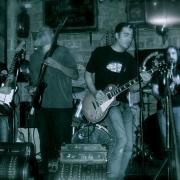 Tocando en el Rock n Blues